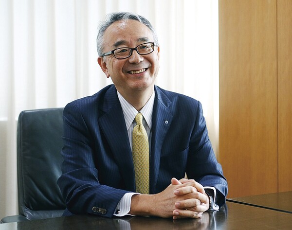 시오노기제약의 테시로기 이사오 CEO(사진 출처 - 구글).jpg
